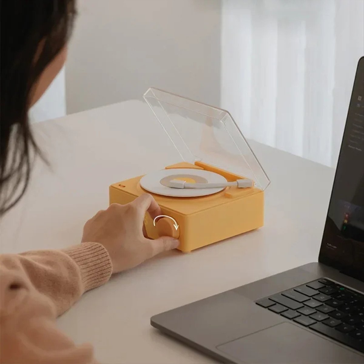 T171C-Retro Vinyl Wireless Blu - огляд і ціна Smart Home Yellow